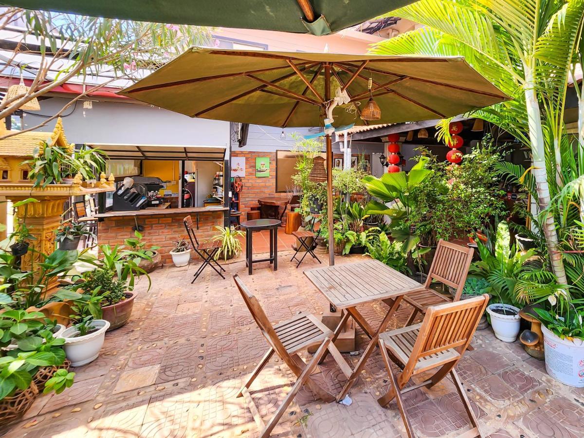 Nika'S House Hostel Siem Reap Luaran gambar