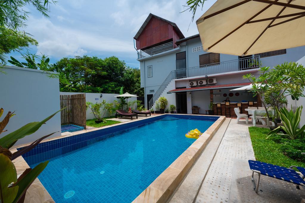 Nika'S House Hostel Siem Reap Luaran gambar